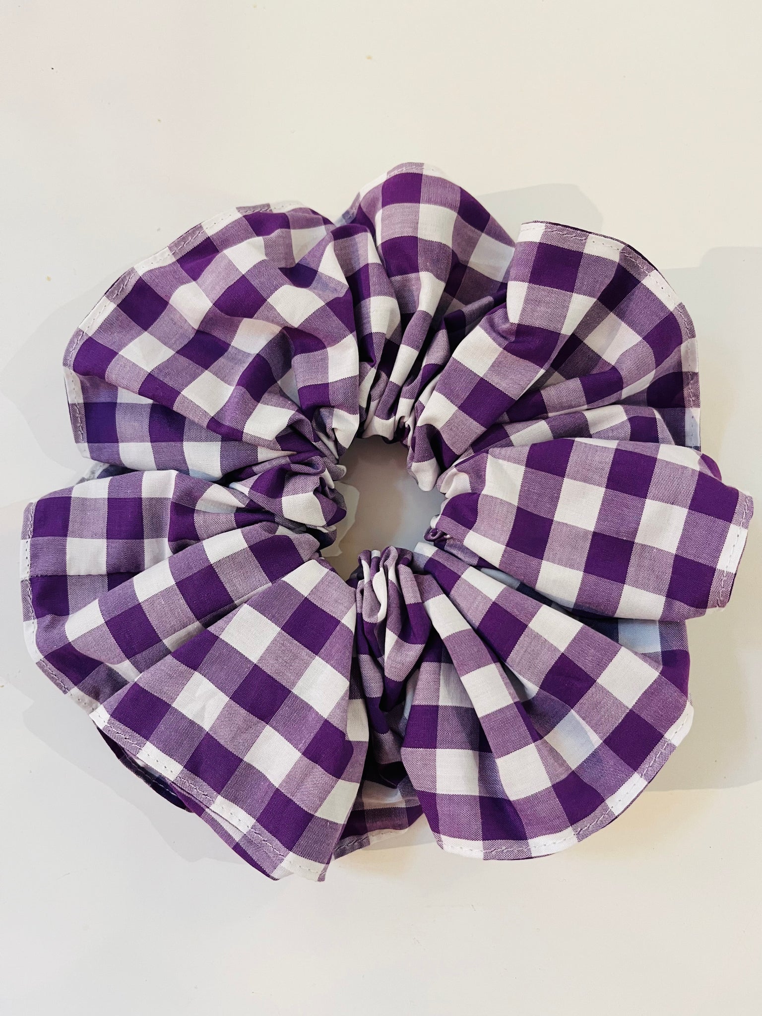 Medium Scrunchie Purple Gingham