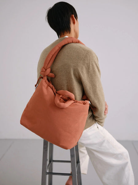 Ona Soft Bag in Soft Peach